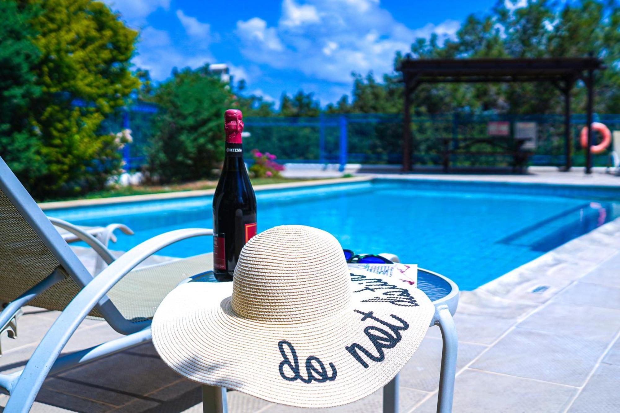 Azzurro Holiday Villas ペイヤ エクステリア 写真