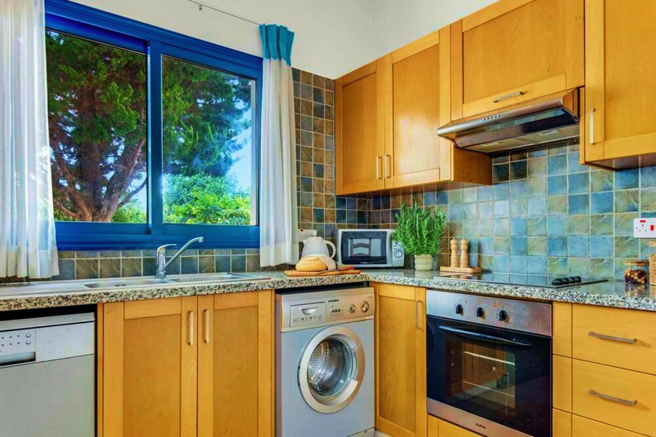 Azzurro Holiday Villas ペイヤ エクステリア 写真
